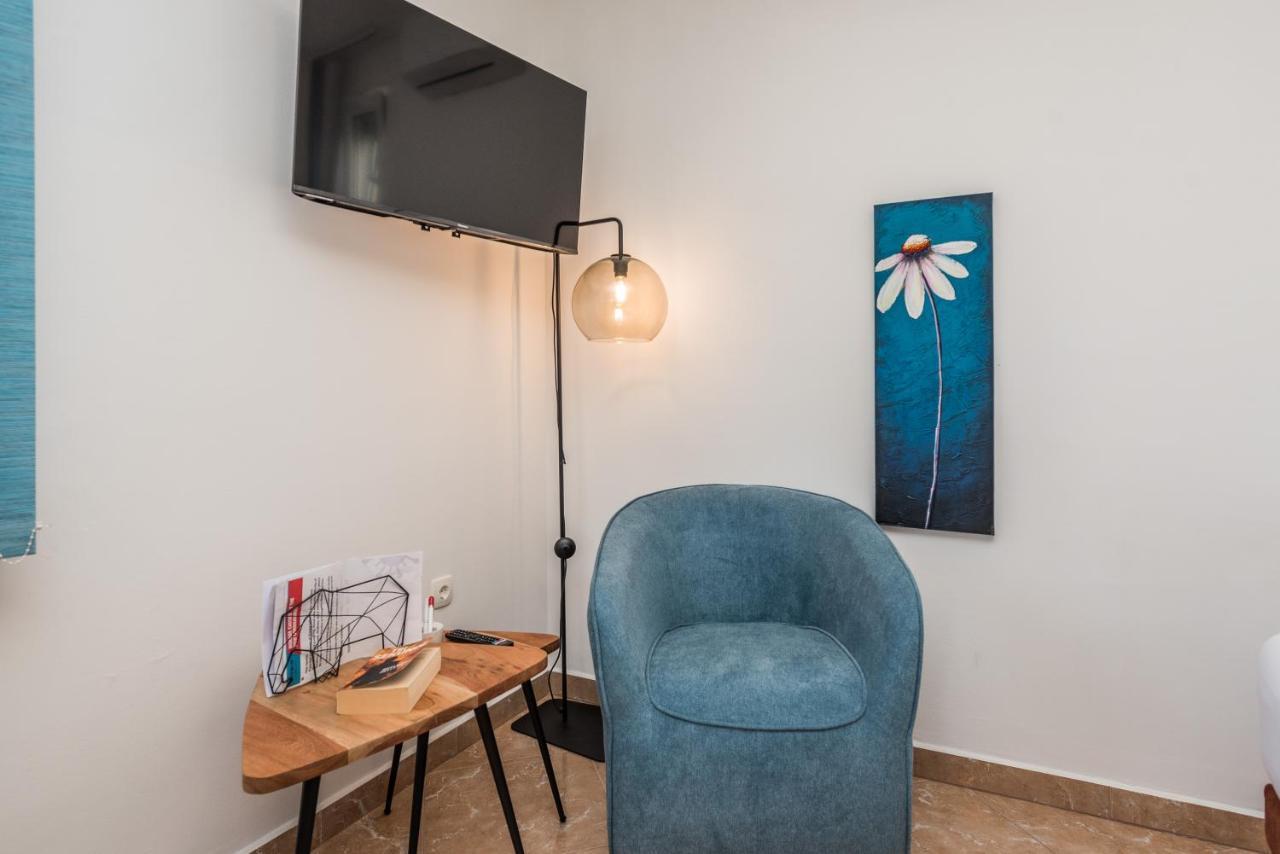 Apartments Yellow Novalja Εξωτερικό φωτογραφία