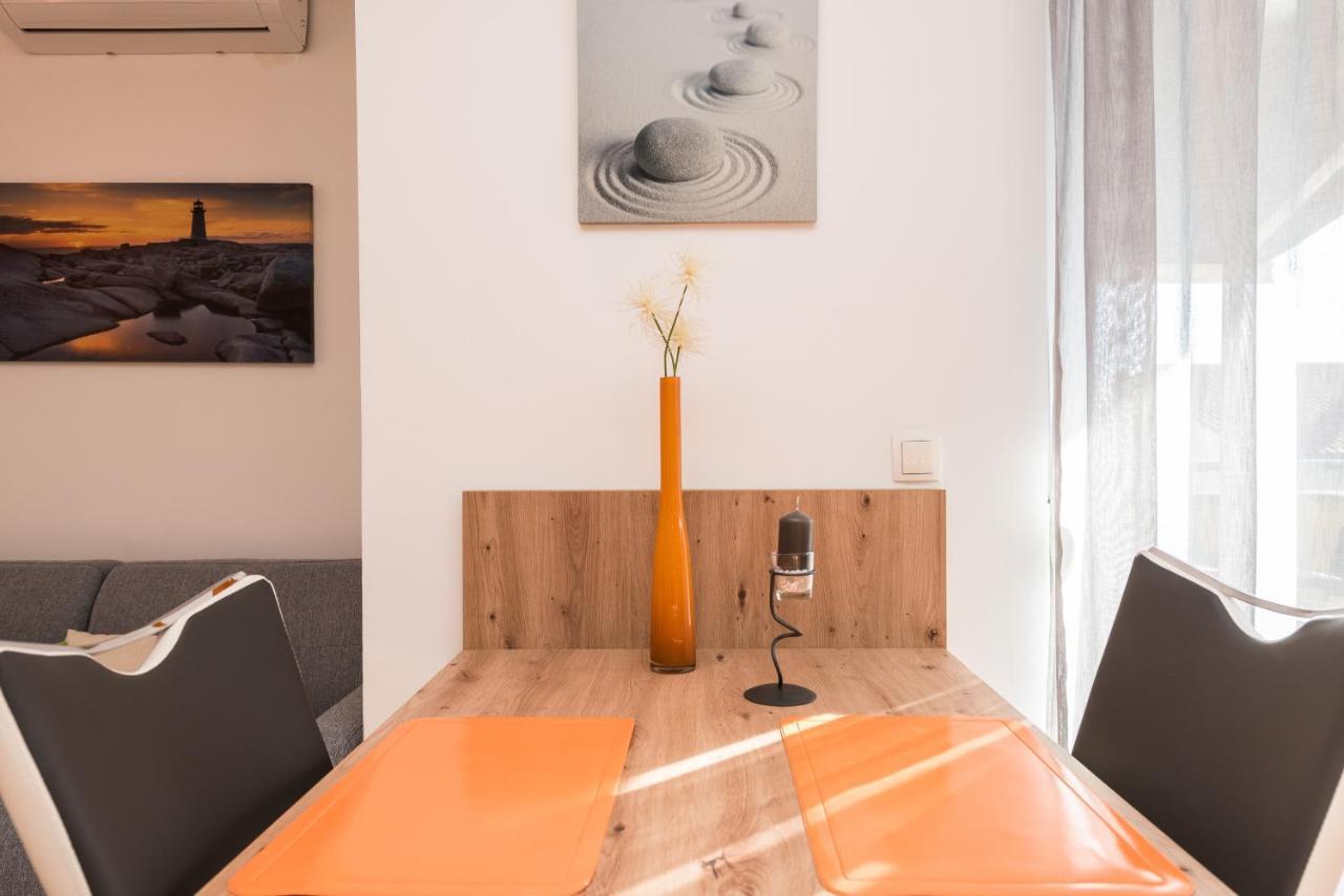 Apartments Yellow Novalja Εξωτερικό φωτογραφία
